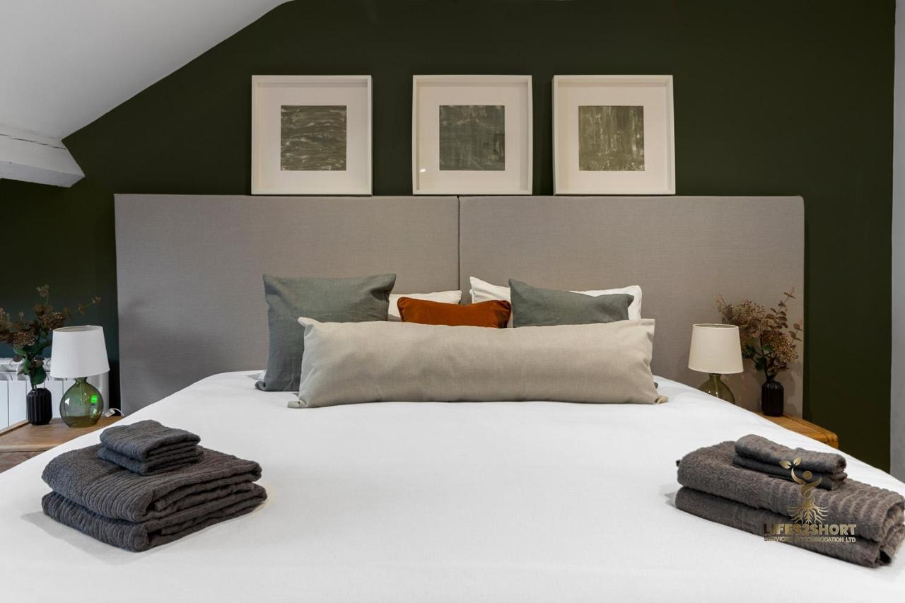 Luxe Courtyard Apartment For 4 Near Exeter City Centre 외부 사진
