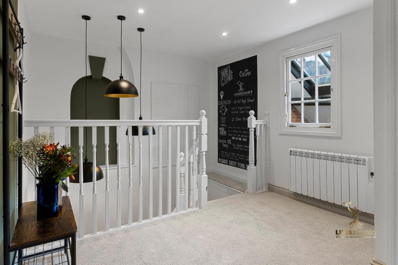 Luxe Courtyard Apartment For 4 Near Exeter City Centre 외부 사진